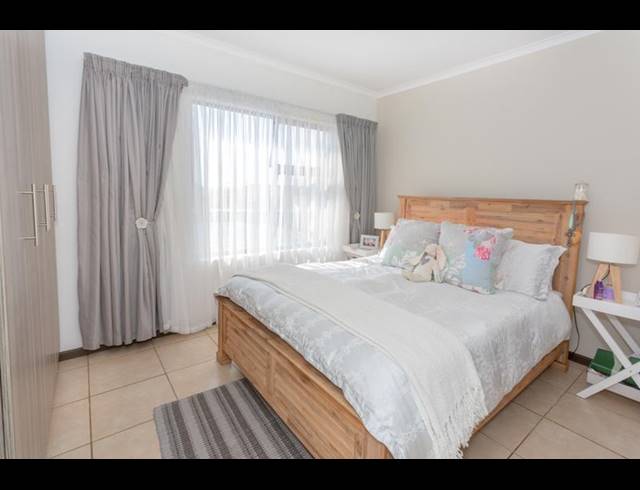 2 BEDROOM PROPERTY TO RENT IN RUIMSIG